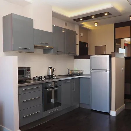 Grand-tourist Eagle K2016 Apartmán *